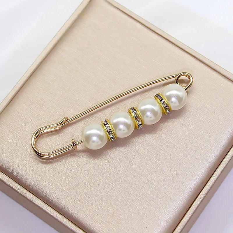 Fashion Rhinestone Safety Pin Style Sweater Scarf Brooch WIth Pearls