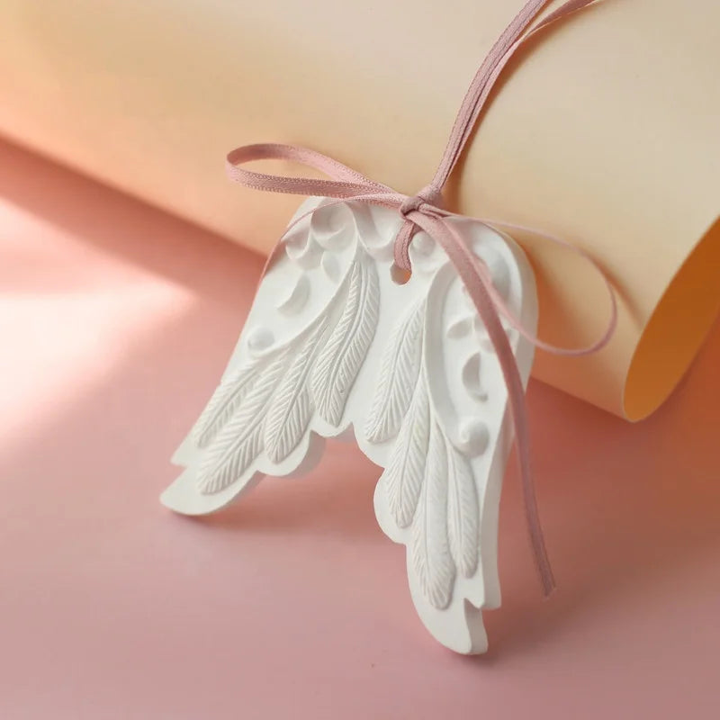 Wholesale Stocked White Wing Hanging Home Car Decoration Wardrobe Air Freshener Scented Ceramic Fragrance Essential Oil Diffuser