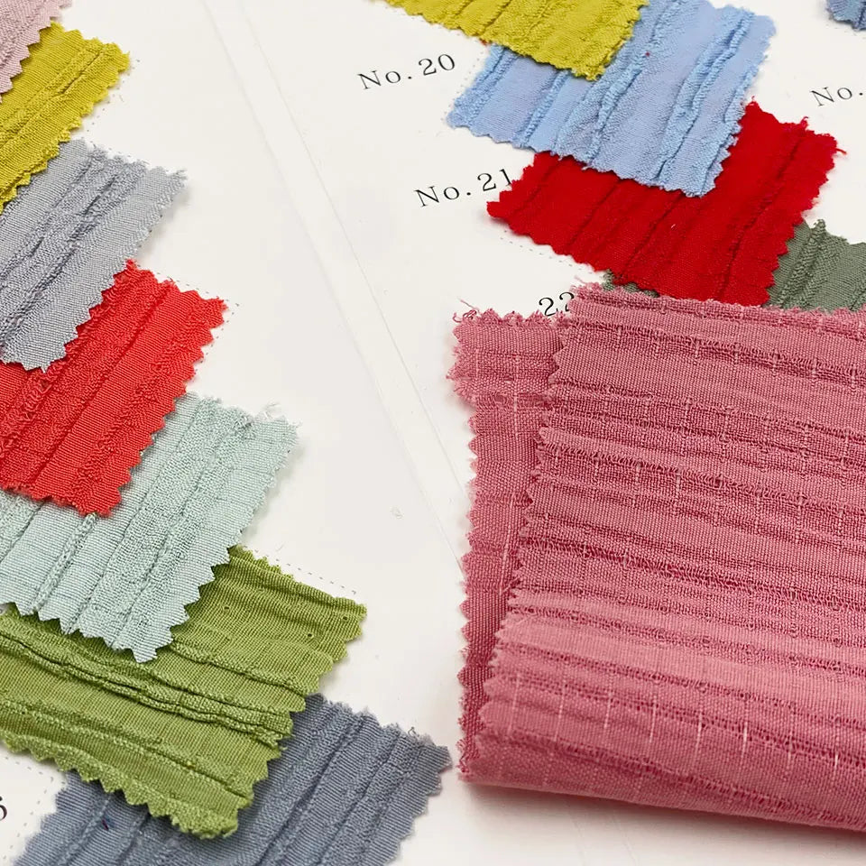 Pure Color Dobby Seersucker Wrinkle Texture Crepe Pleated 55% Rayon 42% Polyester 3% Spandex Fabric