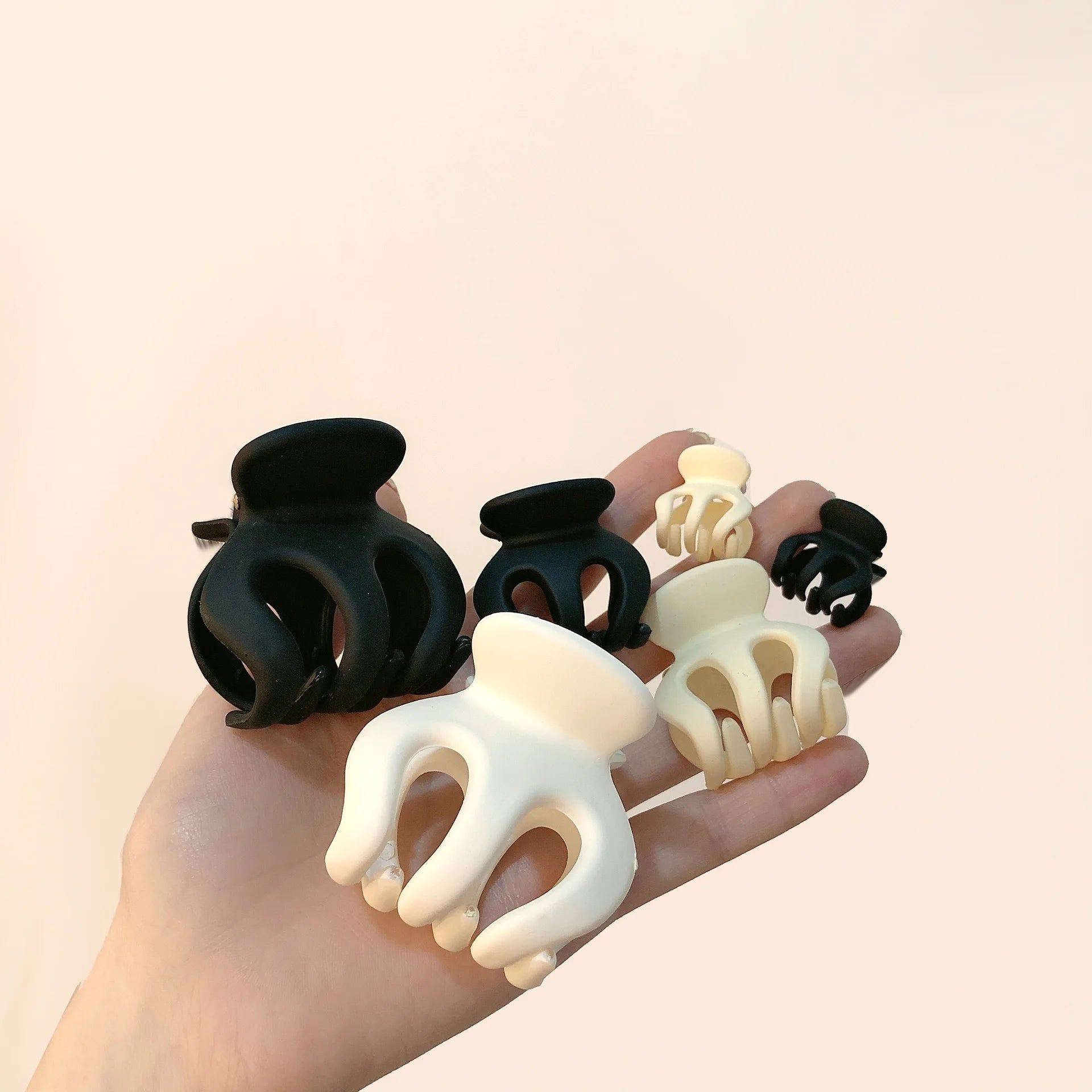 ShangHai Simple Frosted Hair Claw Matte High Ponytail Fixed Artifact for Women Hairpin Styling Tool Hair Accessories Headwear