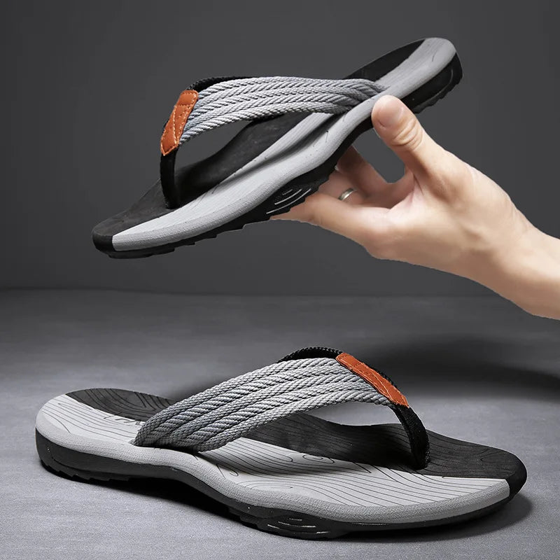 Summer Trend New Flip Flops Soft Comfortable Men Slippers Rubber Outdoor Non-slip Beach Casual Sandals