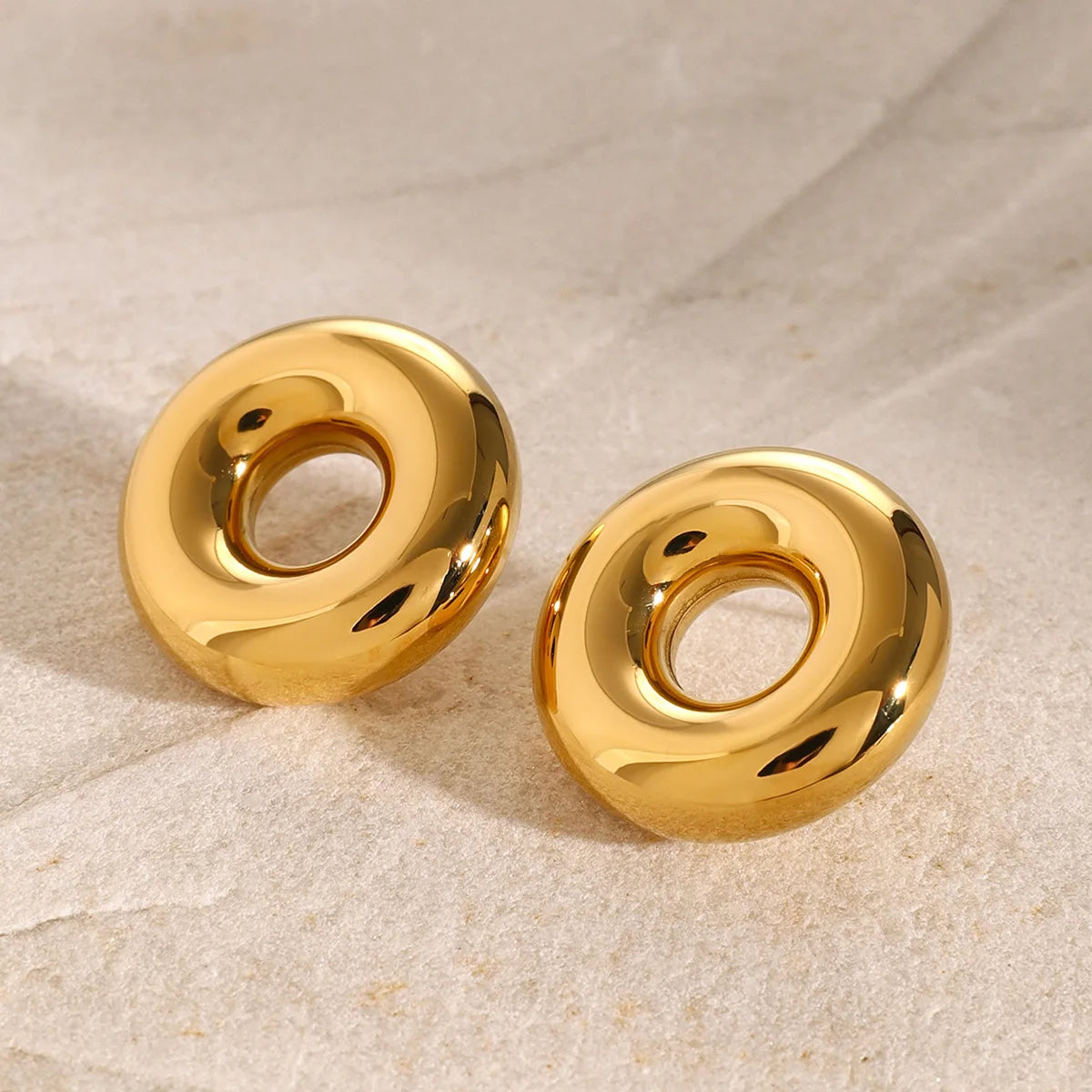 New Arrival Jewelry Hollow Circle Earring 18K PVD Gold Plated Stainless Steel Simple Daily Stud Earrings for Women