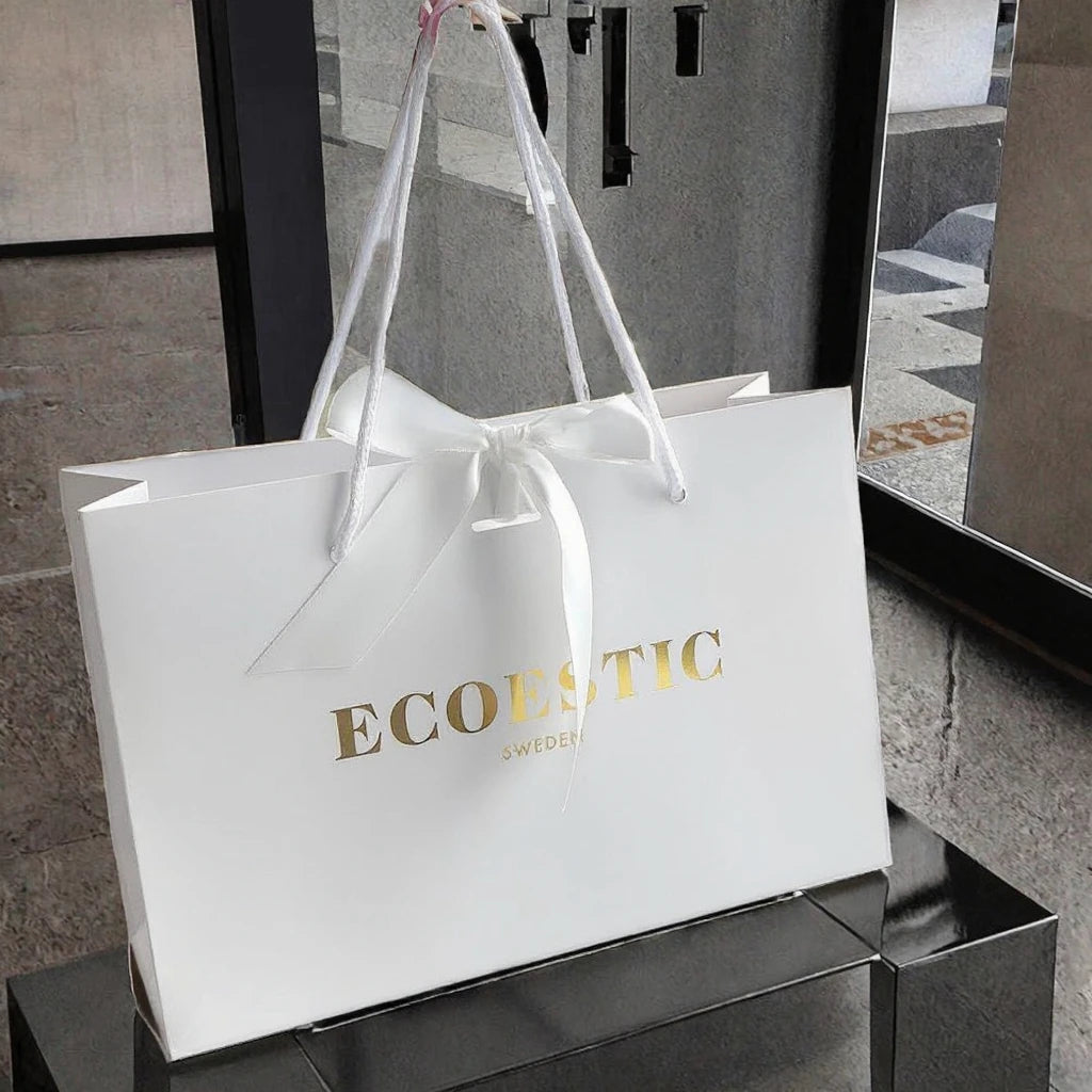 2025 Customized Classic Art Paper Bags for Clothing Fashion Accessories Ribbon Logo Business Personal Gift for Shoes Socks Fur