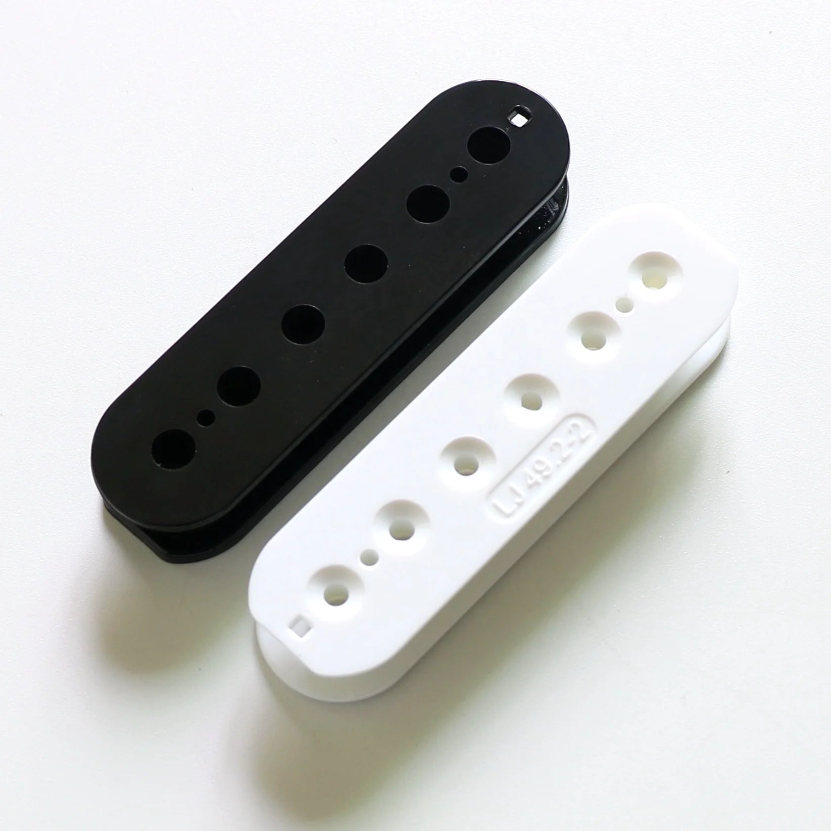 Donlis ABS Material 49.2mm Humbucker Guitar Pickup Bobbin White Black Ivory Color Plastic LP Bobbins PB30