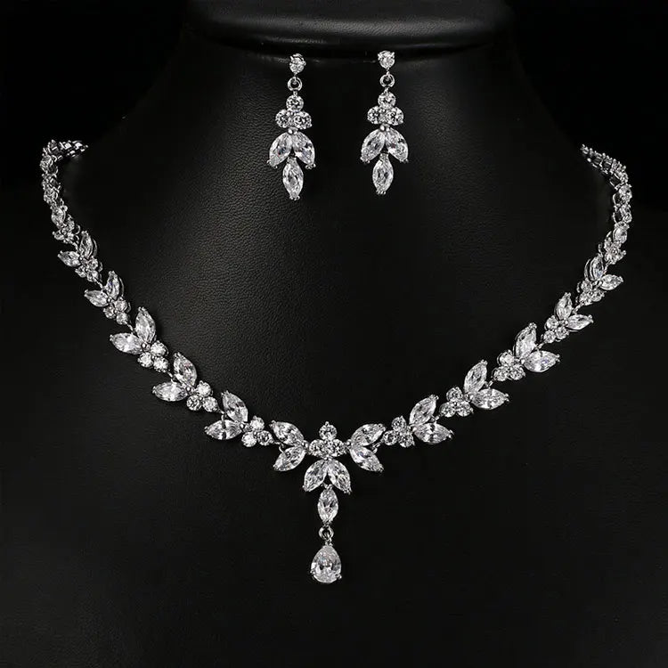 SC 2022 Dubai Cubic Zirconia Bridal Jewelry Sets Luxury Pure White Zircon Pendant Wedding Necklace Earrings Set for Women Gifts