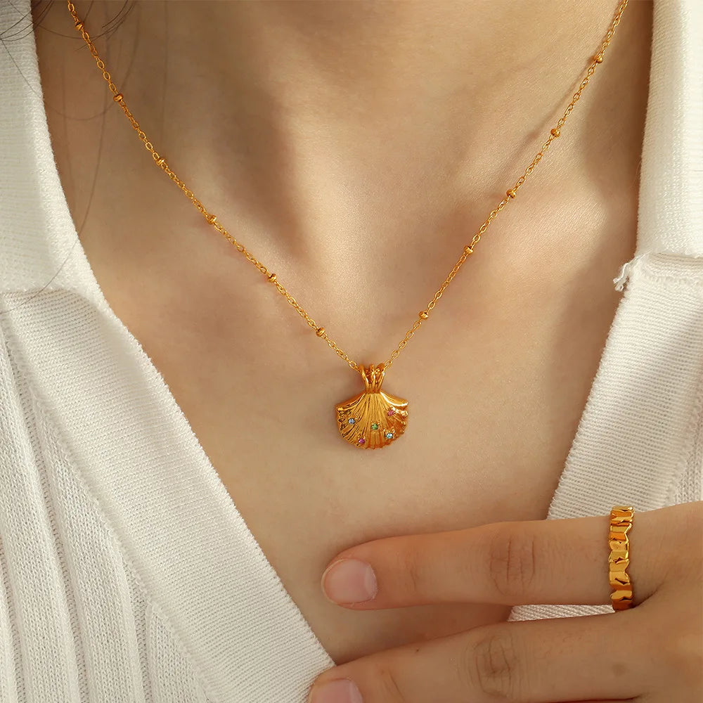 Popular Design Colorful Zircon Shell Shape Pendant Necklace Earring Titanium Steel Scallop Pendant Dainty Jewelry for Women