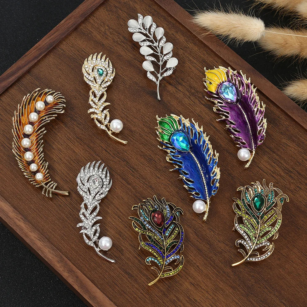 High Quality Retro Style Creative Personality Alloy Brooch Stylish Feather Brooch Accessories for Women