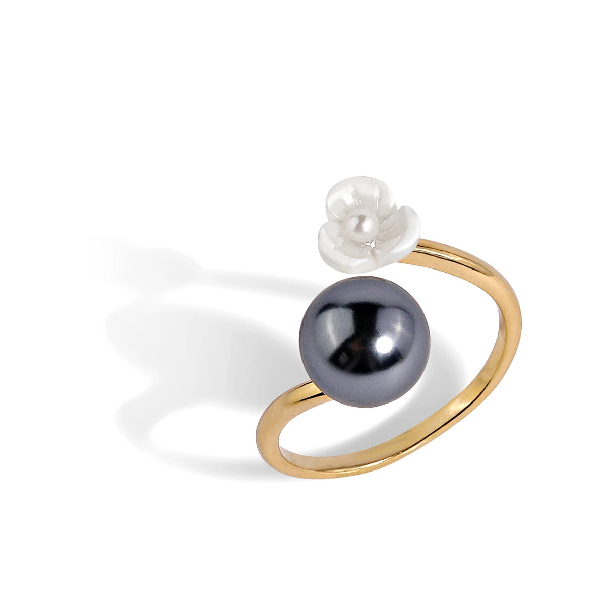 2023 Latest Design 18K Gold Plated Black Shell Pearl Ring Adjustable Fresh Water Pearl Vintage Brass Flower Rings Jewelry Women