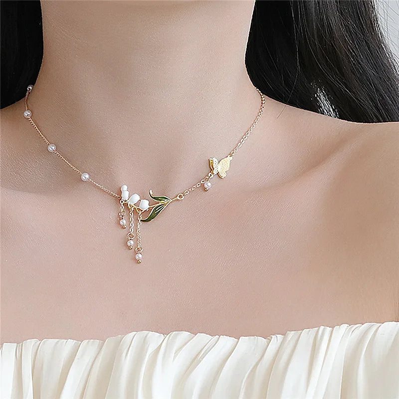 Collar De Flores Gold Plated Chain Choker Baroque Natural Freshwater Pearl Wind Bell Flower Butterfly Necklace
