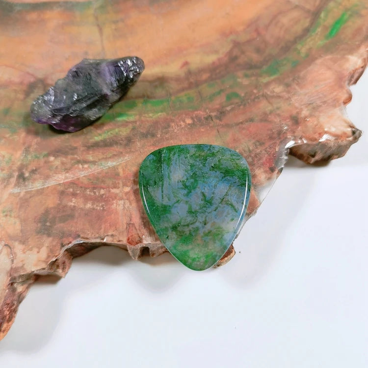Huiying New Customized gemstone crystal quartz Logo cheapest Moss Agate Guitar Pick