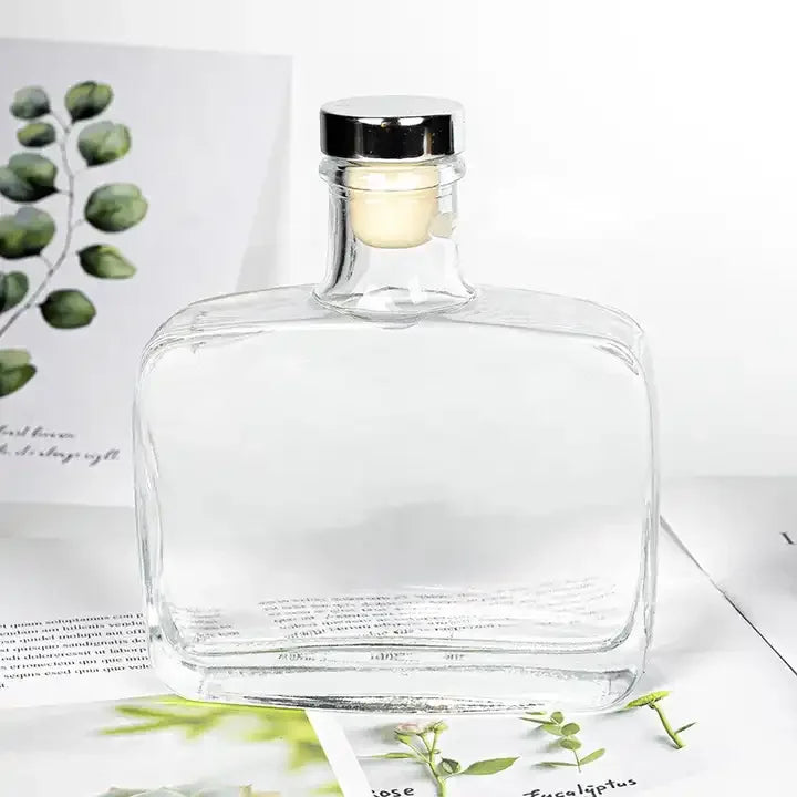 Wholesale Luxury Fancy Square Flat 750 ml Frosted Eco-friendly Glass Bottle with Screw Cap for Liquor Wine Whiskey Vodka Tequila