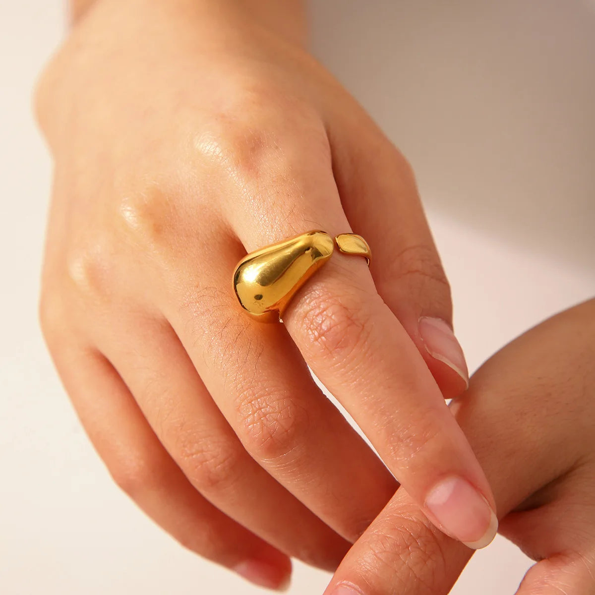 Ins Fashionable Stainless Steel 18K Gold Plated Exaggerated Personalized Geometric Casting Opening Ring for Girls