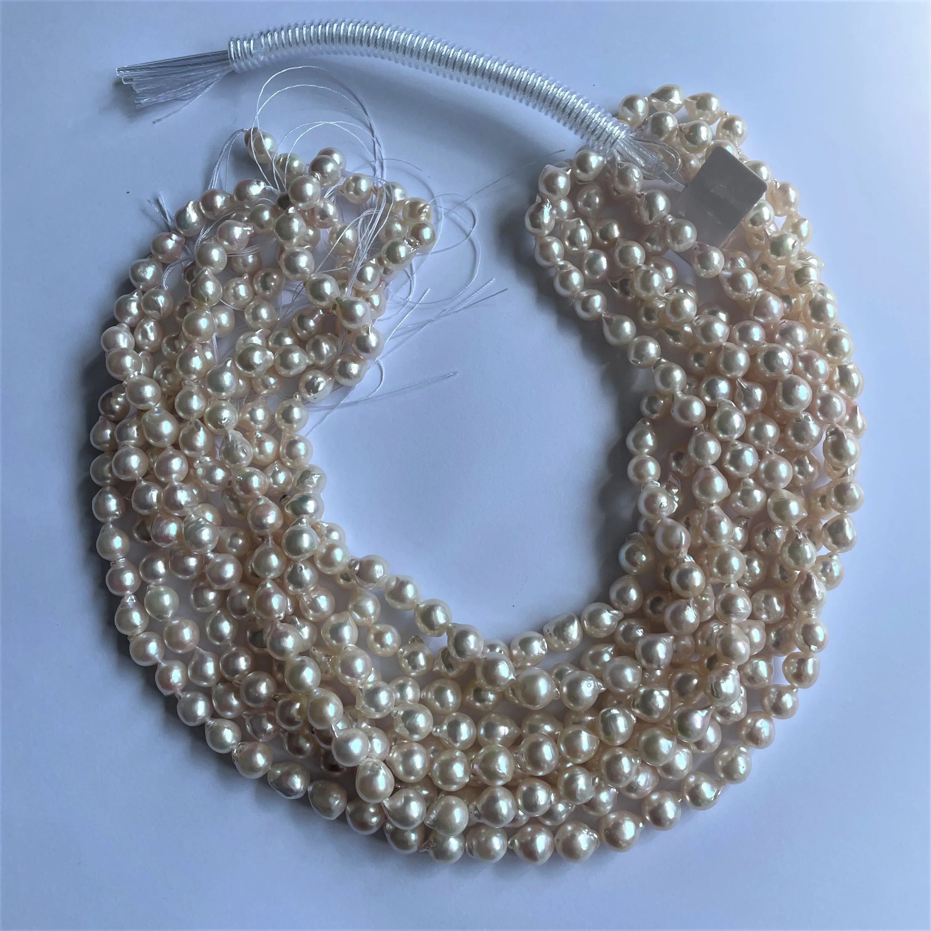 Hot Sale 8-9mm Japan Sea Water Akoya Natural White Baroque String Pearl Necklace