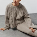 2026 Supplier Custom Ladies Cotton Pullover Knitwear Women's Winter Cable Knit Crew Neck Cropped Sweater Jumper for Women