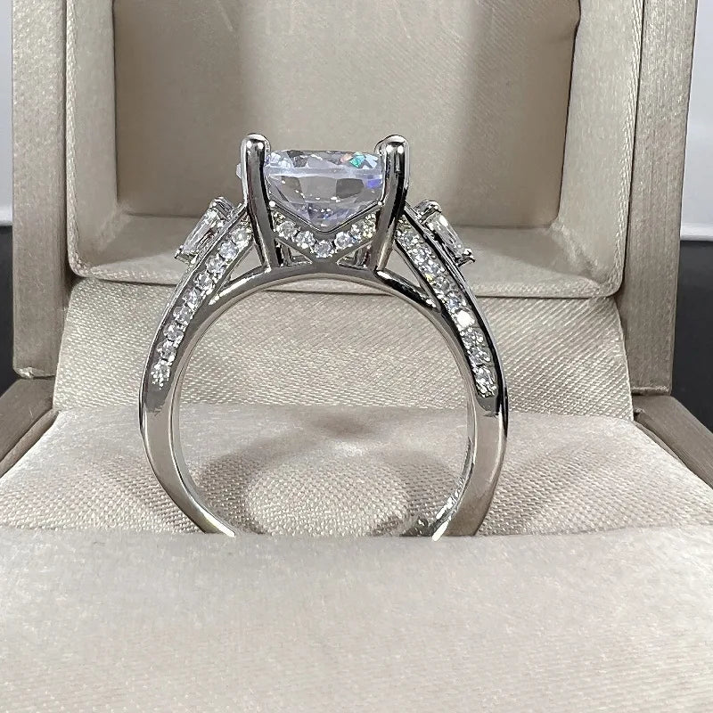 Fashionable New Design Waterdrop Pear-shaped Micro-Set Large Cubic Zirconia Full Diamond Ring