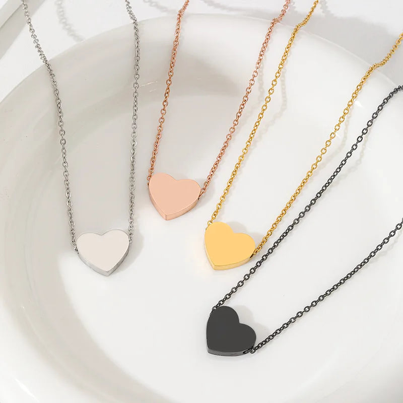 DAIHE Fashion Jewelry Heart Necklace Stainless Steel 18k Gold Plated Engraved Necklace Waterproof
