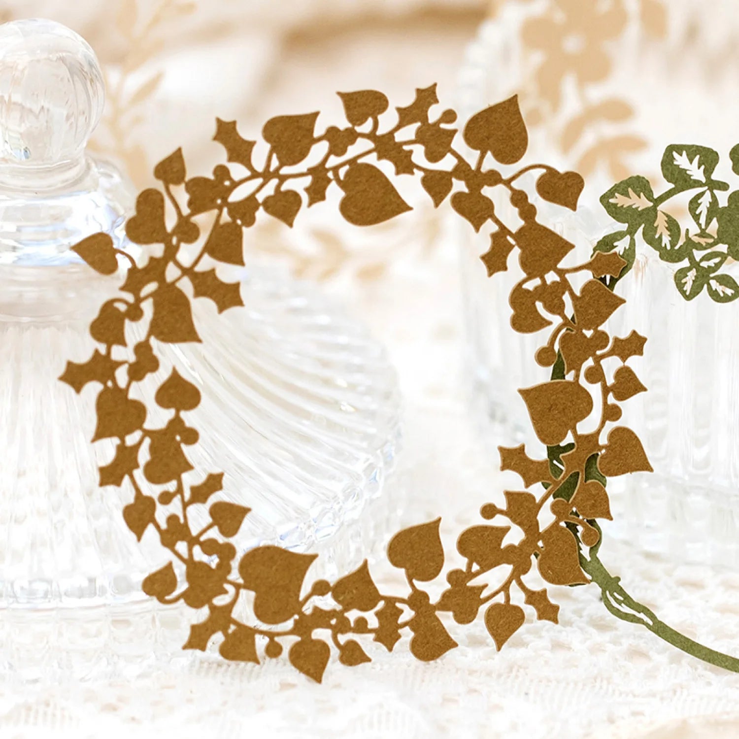Pack of 10 Openwork Wreath Handbooks Nightingale Garden Tour Series Paper Collage Decorative Material with Loose Leaf Feature