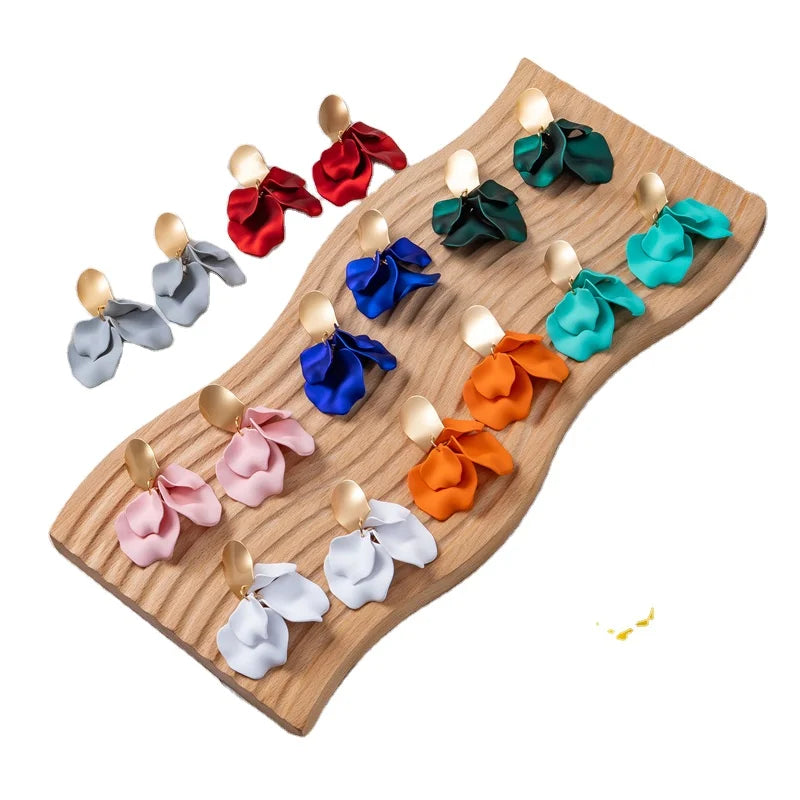 Acrylic Petal Dangle Drop Earrings for Women Girls Fashion Long Rose Flower Hanging Resin Floral Statement Earring