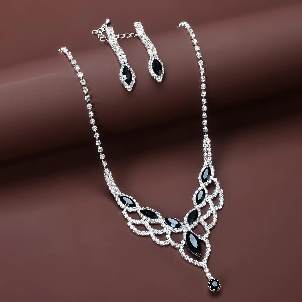 2024 NEW Shiny Black Crystal Wedding Jewelry Sets for Women Simple Drop Earrings Necklace Bridal Jewelry Sets Wholesale