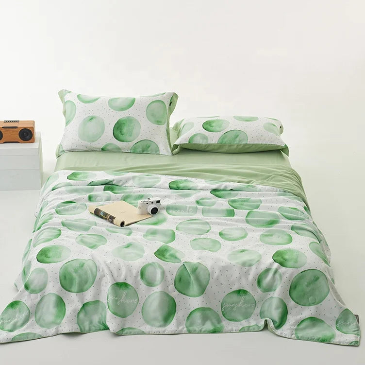 Pastoral Home Textile Green Welt Pillowcase 100% Lyocell Fiber Cooling 4-Piece Polyester Filled Summer Quilt Set