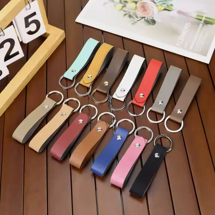 Wholesale Customized Logo Leather Car Keychain Engraved Keychain Durable Waterproof Personalized Blank Leatherette Keychain