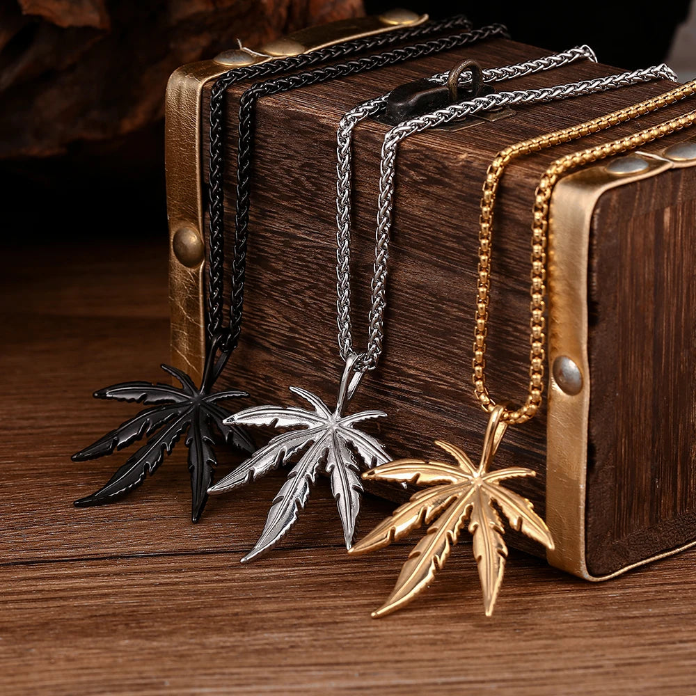 Custom Men's Necklace Jewelry Silver Maple Leaf Pendant Stainless Steel Necklace for Man