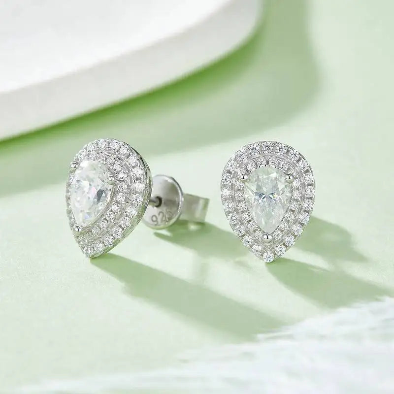 Fashion Earrings Luxury S925 Sterling Silver Pear Cut 0.5carat Moissanite Diamond Stud Earrings for Women Gift
