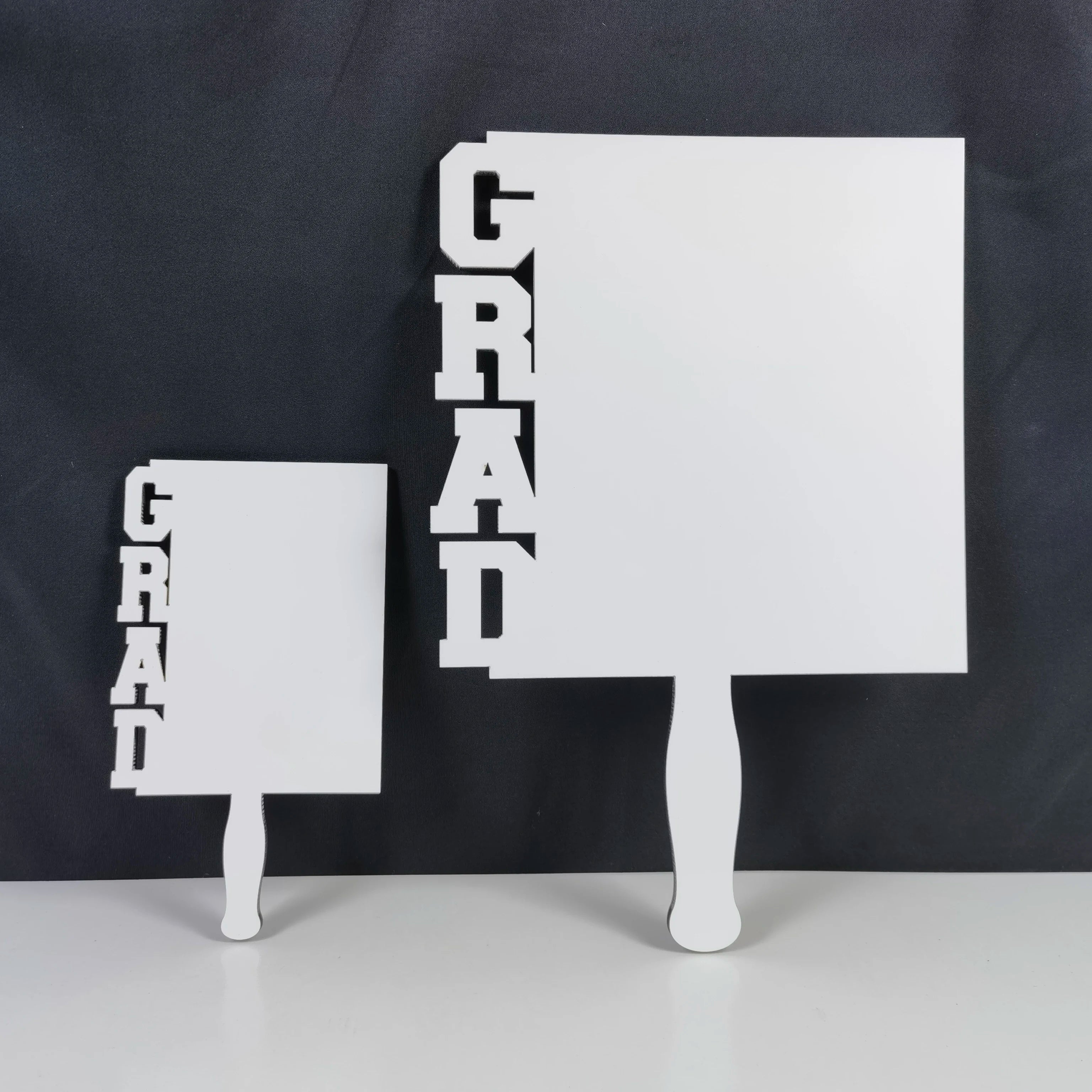 Different Sizes GRAD Fans Sublimation MDF GRAD Paddle Customized Grad Gift