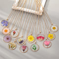 Hot Sale Lily Resin Daffodil Immortal Flower Necklace Glue 12 Months Preserved Flower Pendant Necklace for Girls