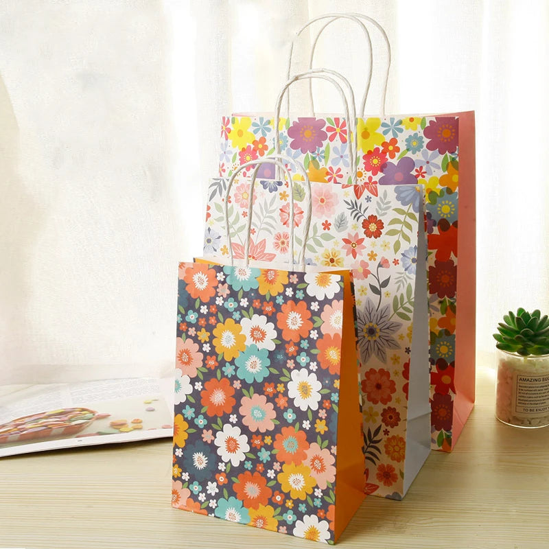 Wholesale New Product White Kraft Paper Bag Sun Flower Pattern Logo Custom Gift Shopping Paper Bag