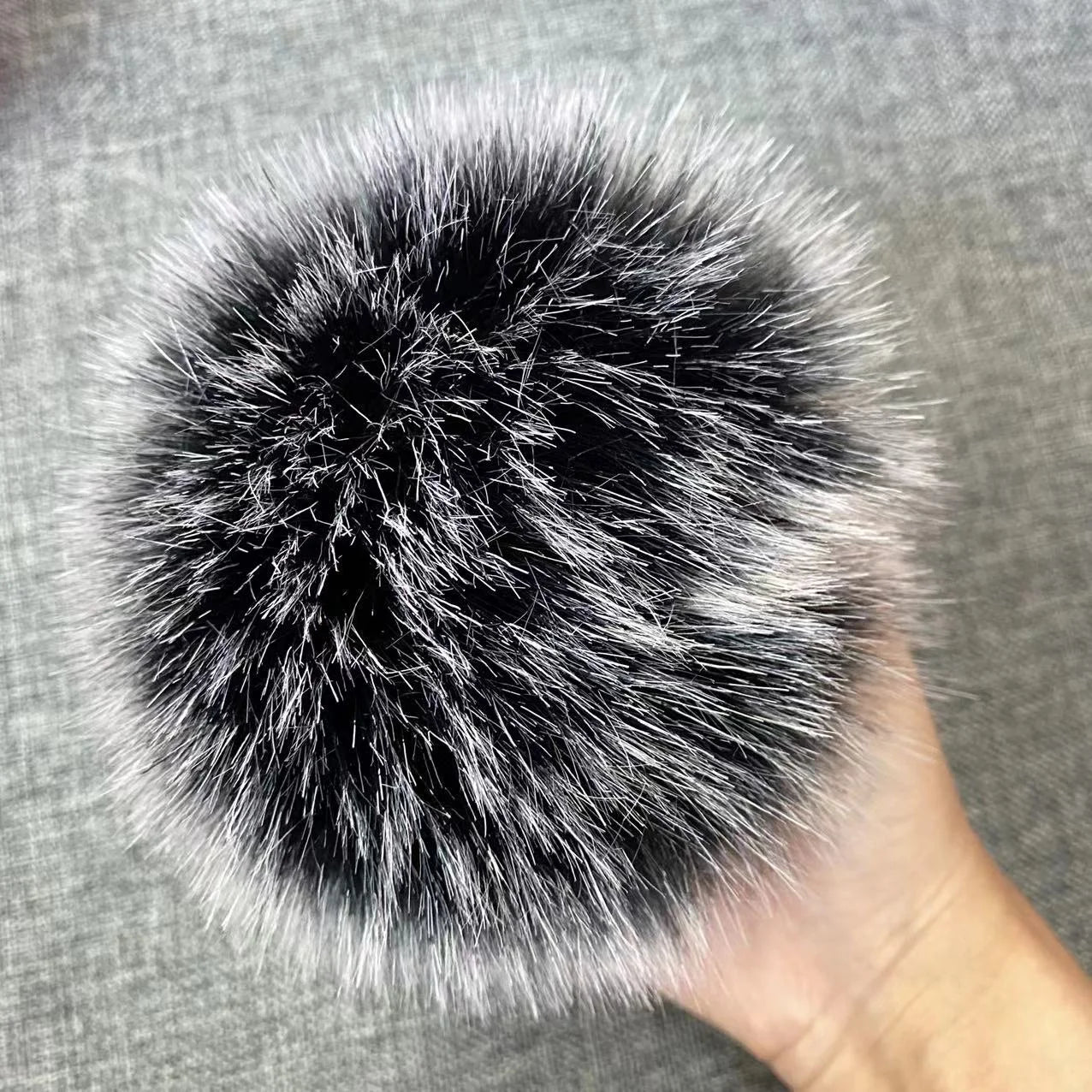 Large Faux Animal Fur Pom Balls With Press Button for Decorate Pet Toys 15cm 18cm Beanie Shop DIY Fluffy Fur Snap Poms