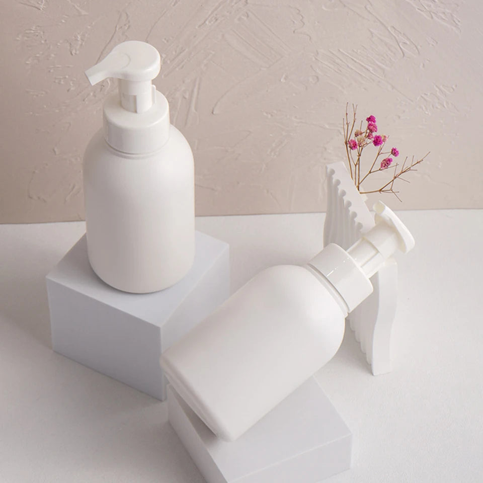 Eco-friendly HDPE 500ml Plastic Bottle Cosmetic Facial Cleanser Hand Wash Soap Foaming Cleanser Foam Pump Bottle