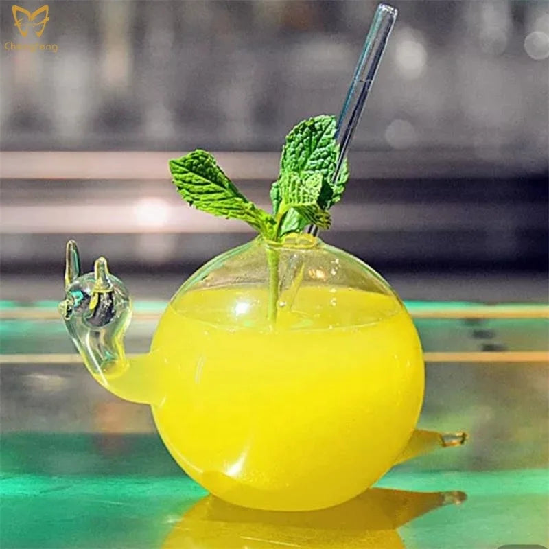 Novelty Unique  Snail Shaped Cocktail Glass Cup for bar Ware creative Juice Glass