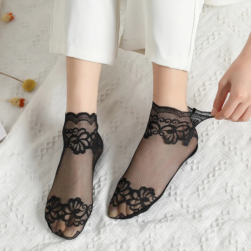 3 Pairs/set Designer Female Lace Socks Summer Thin Low-Top  Lace Sock Stockings Invisible Women Socks