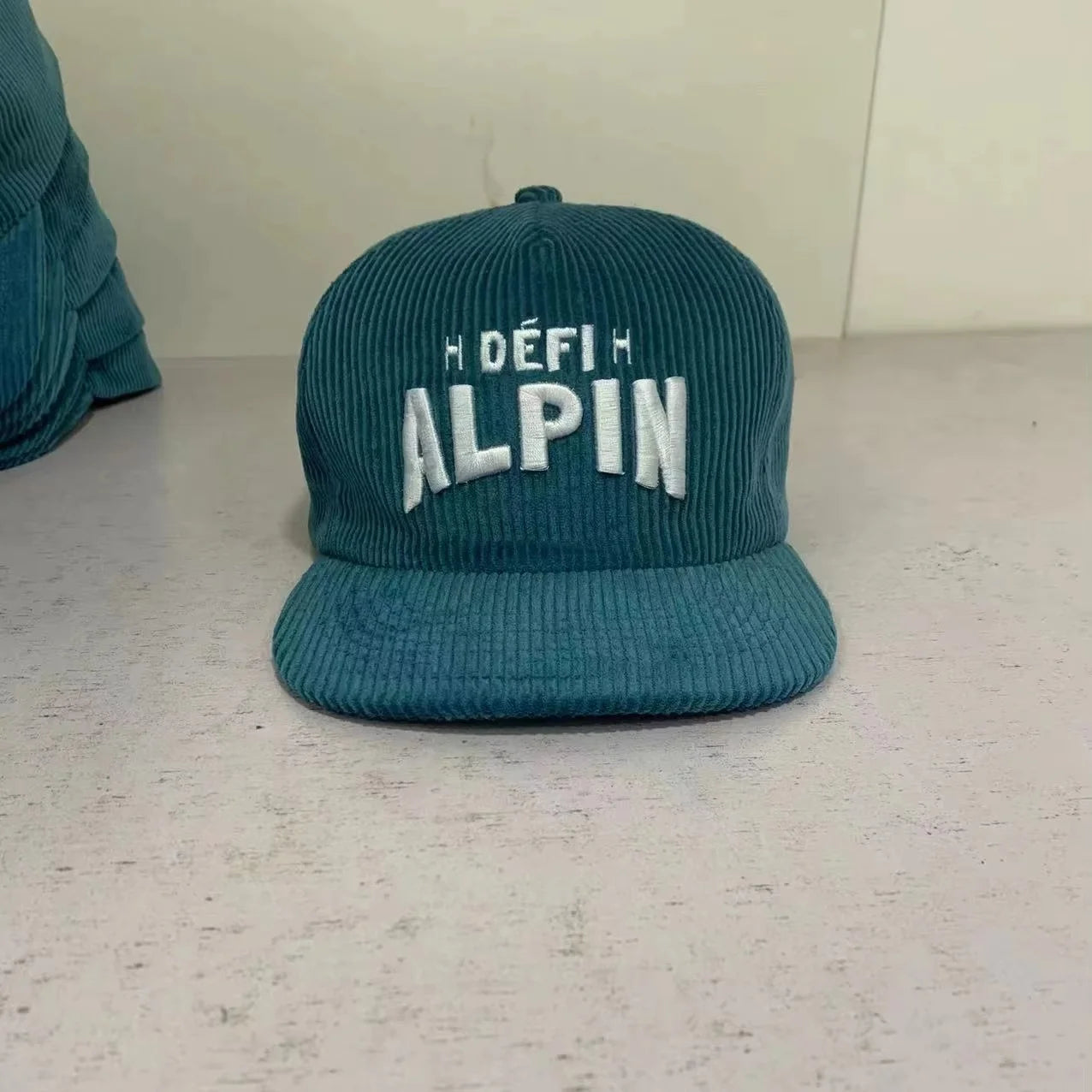 Custom Colors Unstructured Corduroy 5 Panel Snapback Caps Hats With Rope Corduroy Hats NO MOQ CAN BE CUSTOMIZED