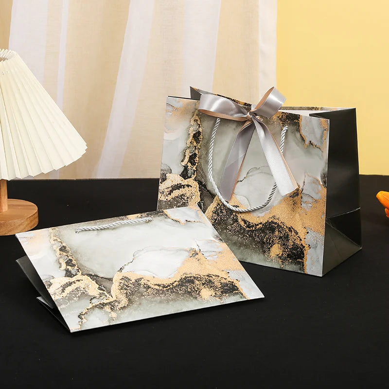 Wholesale Custom Paper Shopping Gift Bags With Customizable Logos and Patterns