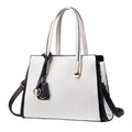 2022 New Comfortable and Beautiful Women's Large Light Handbag with Zipper Closure Polyester Lining Handbags16355