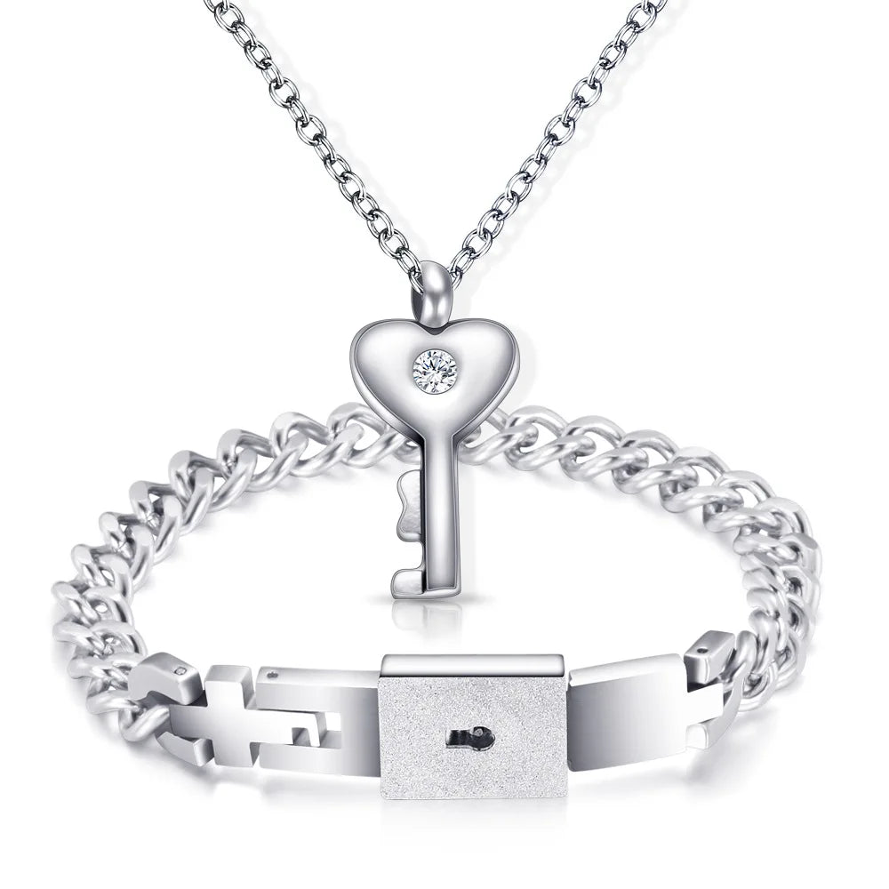 Yiwu Daicy 2024 New Design Women Necklace and Bracelet Set Titanium Steel love Lock Diamond Key Necklace Couple Bracelet Jewelry