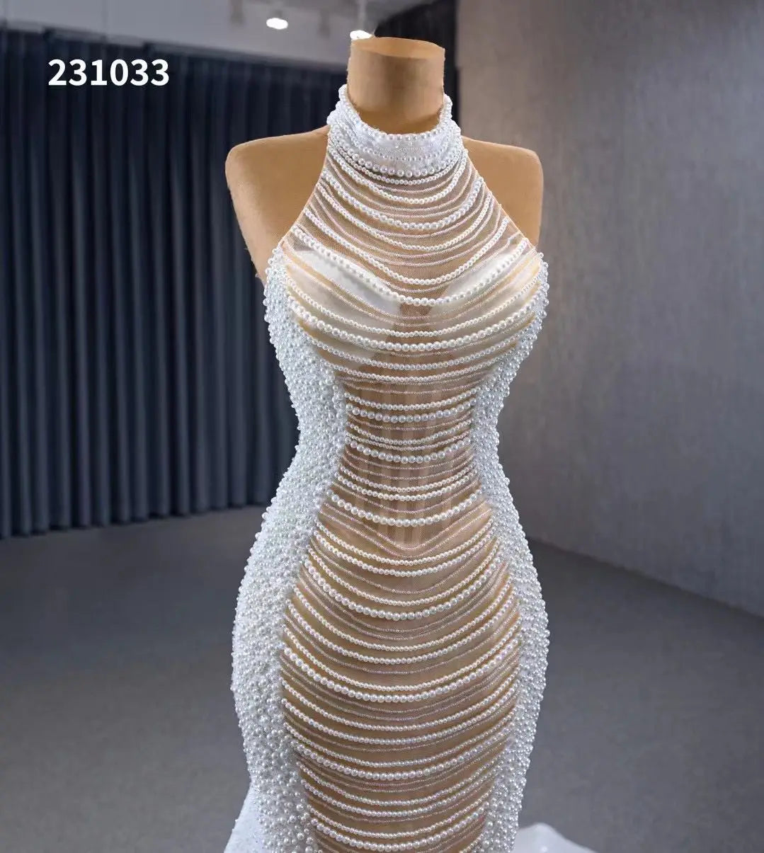 Luxurious Floor-Length Beaded Halter Mermaid Crystal Appliques Spaghetti Straps Square Neck Ruffles Wedding Dresses