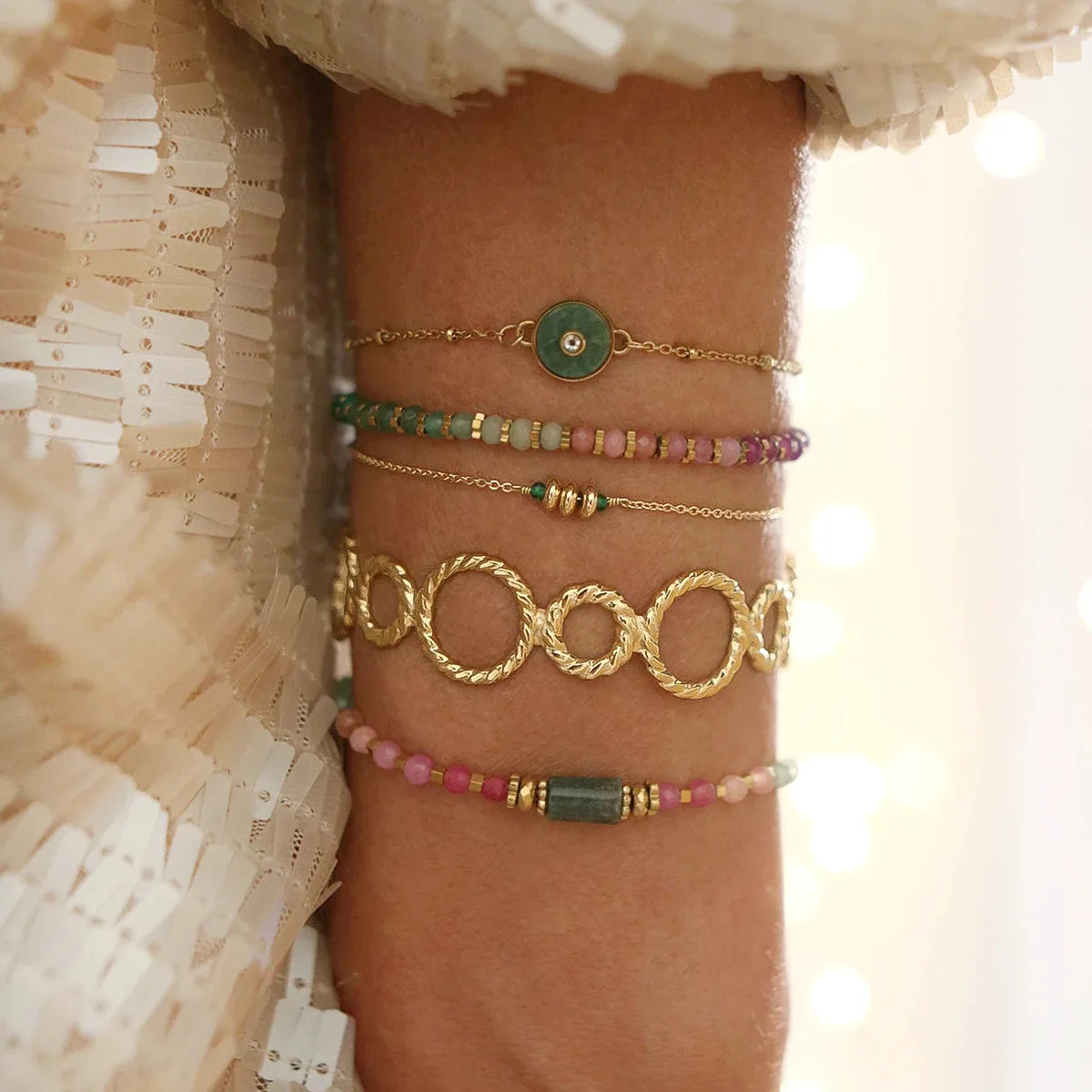 YF6263 Stainless Steel 18k Gold Plated Waterproof Threaded Ring Splicing Open Bracelet Colored Beaded Women Bracelets