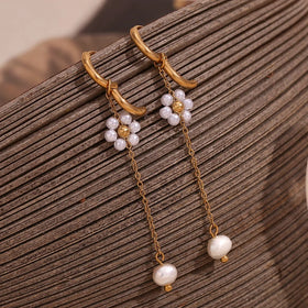 Dainty Spring 2024 Fashion Hand Made Fresh Water Pearl Flower Drop Earrings Gold Plated Stainless Steel Jewelry for Women