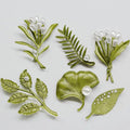 Creative Fresh 3D Leaf Pearl Brooch - Fashionable Floral Lapel Pin for Women Collar Pin High-end Clothing Accessory