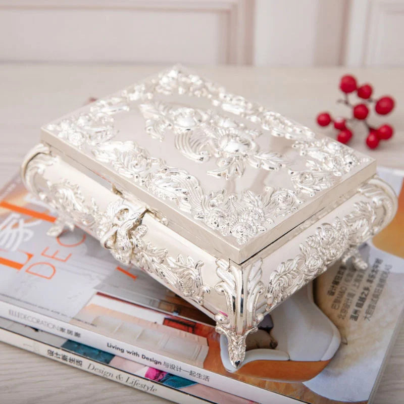 Metal European Creative Three-dimensional Carved Jewelry Box High-grade Vintage Storage Box Wedding Gifts for Guests