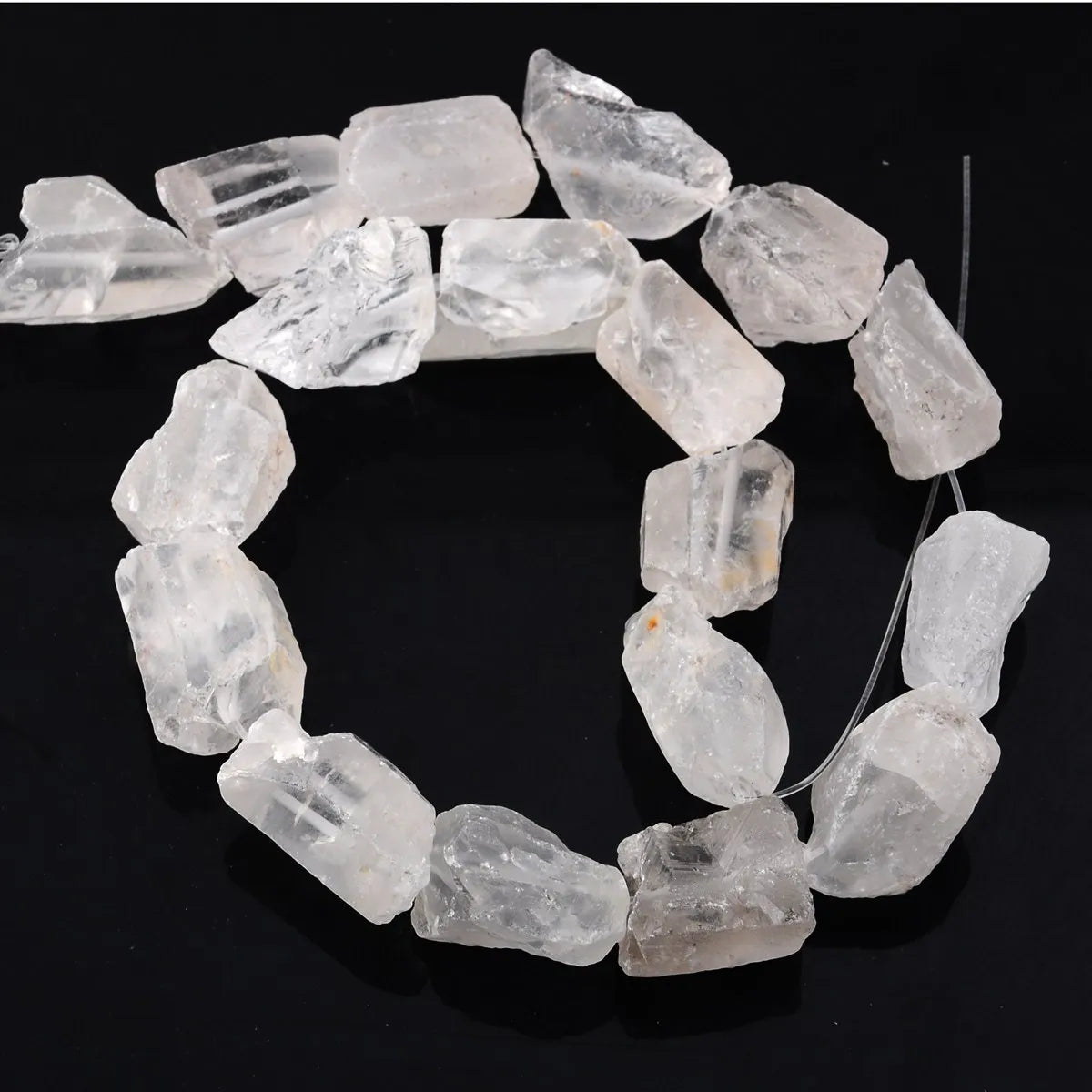 Natural Gemstone Crystal Tumbled Chips Beads BulkWhite Crystal Irregular Crushed Pieces Healing Loose Rocks Stone Beads Hole Dr