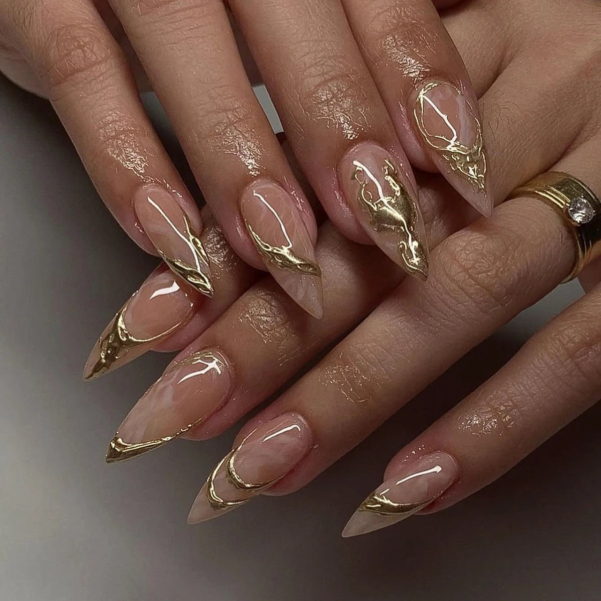 24 Pcs/set 3484 French Autumn Maple Leaf Gradient Crystal-encrusted Short Almond Acrylic Press on Nails