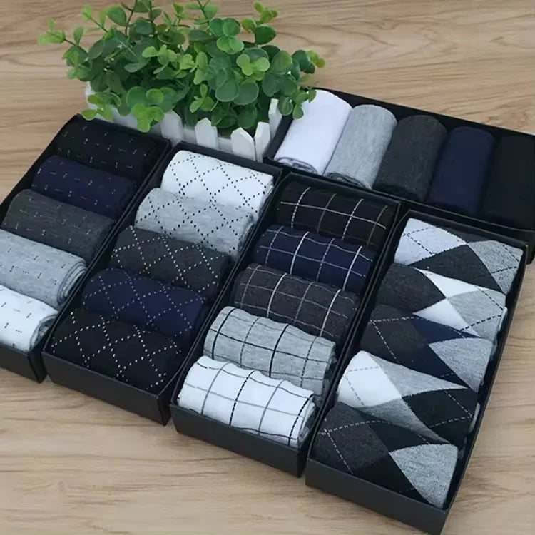 Wholesale 5 Pairs Cheap Argyle Patterned Socks Set Men's Formal Crew Socks in Box for Men