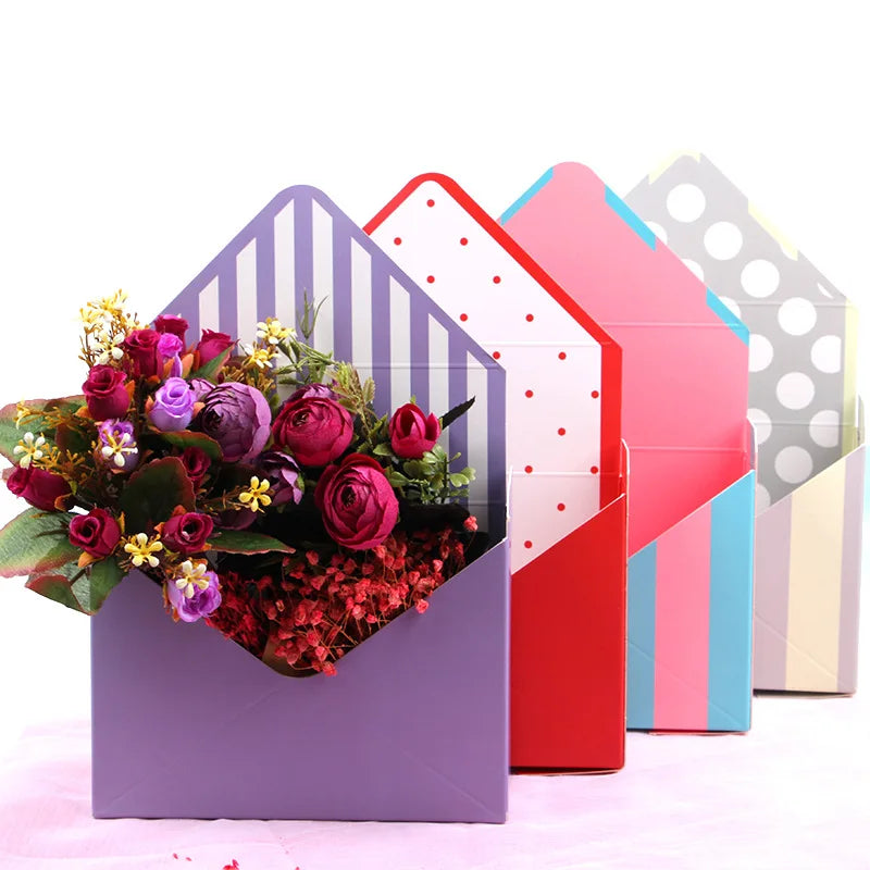 Yiwu China design cheapwholesale retail foldable envelope type cardboard paper luxury flower gift packaging box for mother's day