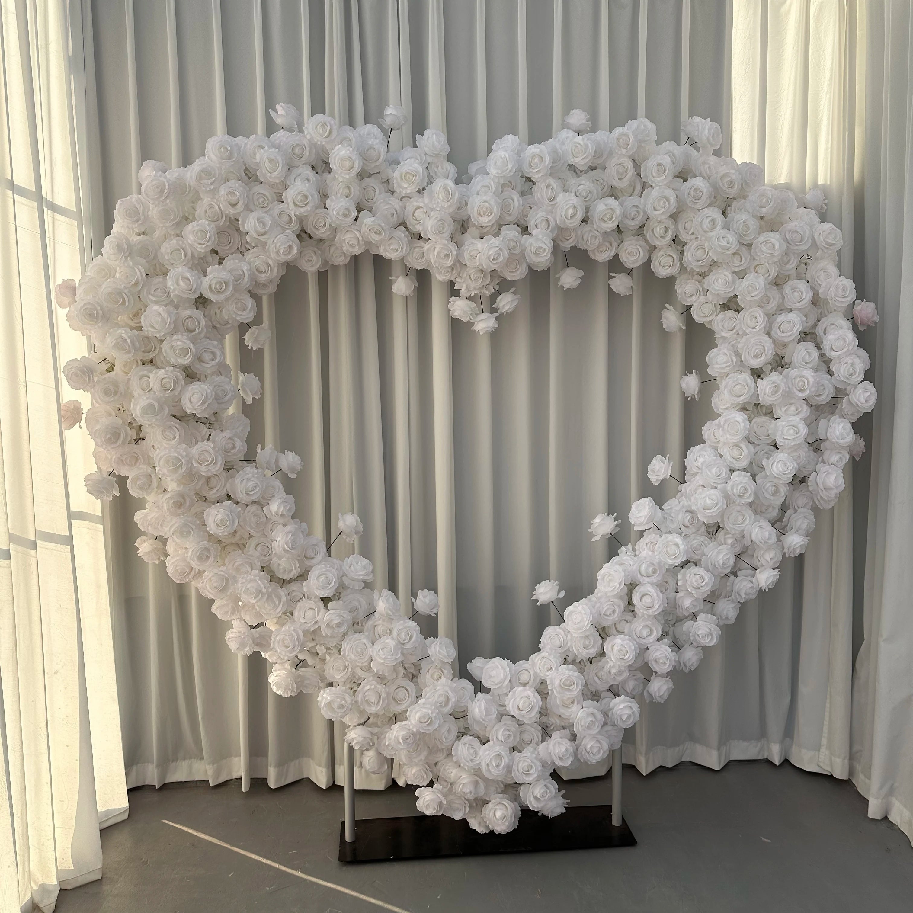 L-HFA015 Wholesale Heart Flower Arch Artificial Flower Wedding Arch Heart Shape Flower Arch Backdrop Arrangement for Event Decor