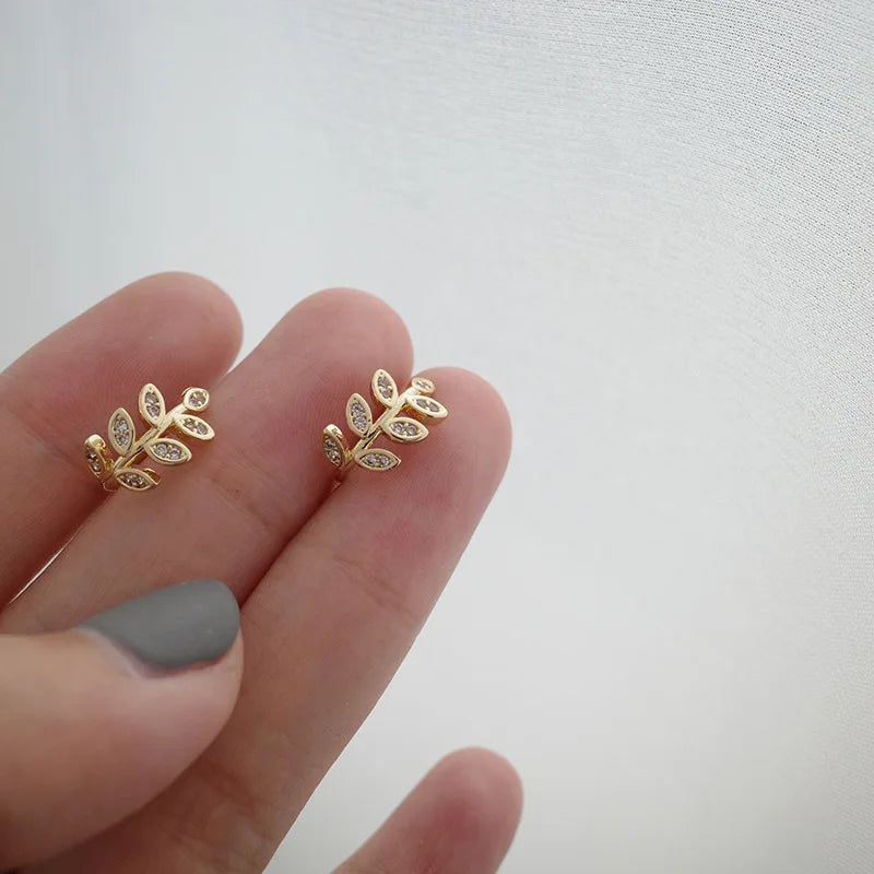 Trendy Minimalist Gold Plated Leaf Ear Bone Clip Female Cuff Earrings  No Piercing Ear Clip