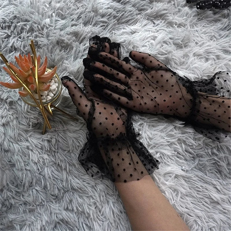 Short Wedding Gloves for Bride White Black Dot Lace Tulle Gauze Transparent Bridal Gloves Women Party Prom Dresses Mesh Gloves